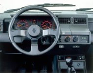 r5gt-interieur2.jpg