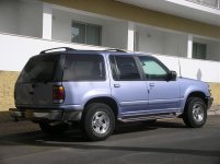 Ford Explorer tr.jpg