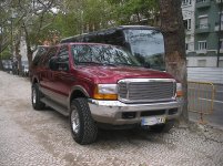 Ford Excursion f (2005).jpg