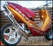 Scooter Aprilia SR tuning da gara.jpg