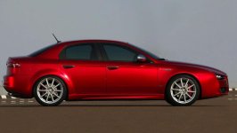 Alfa_Romeo-159_2009.jpg