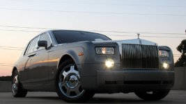 07rrphantom_abgarage071_450.jpg