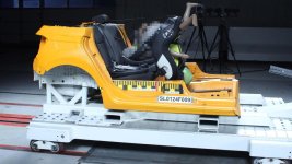 Crash-test-seggiolino-Peg-Perego-Twist-Isofix.jpg