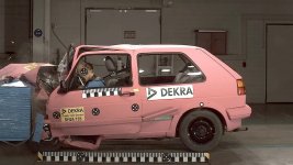 dekra-crash-test-golf-ii-3.jpg dekra-crash-test-golf-ii-3.jpg