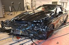 mercedes-benz-cle-coupe-2025-1192_mpdb1.jpg