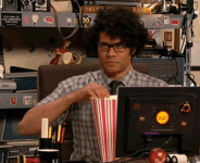 gif-eating-popcorn-42.gif