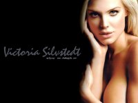 VictoriaSilvstedt12.jpg