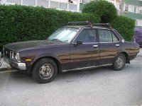 Toyota Corona fr (1974).jpg