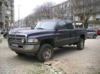 Dodge Ram fr (1999).jpg