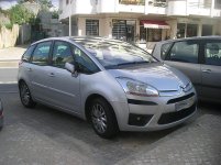 Citroen C4 Picasso 5L fr (2007).jpg