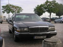 Buick Park Avenue fr.jpg