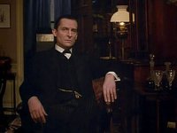 holmes.jpg