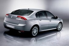 Renault Laguna 2007 Exterior - 02.jpg