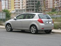 Kia Ceed 5p tr (2007).jpg