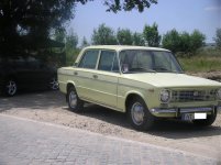 Seat 124 f (1976).jpg