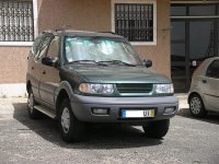 Tata Safari (2002).jpg